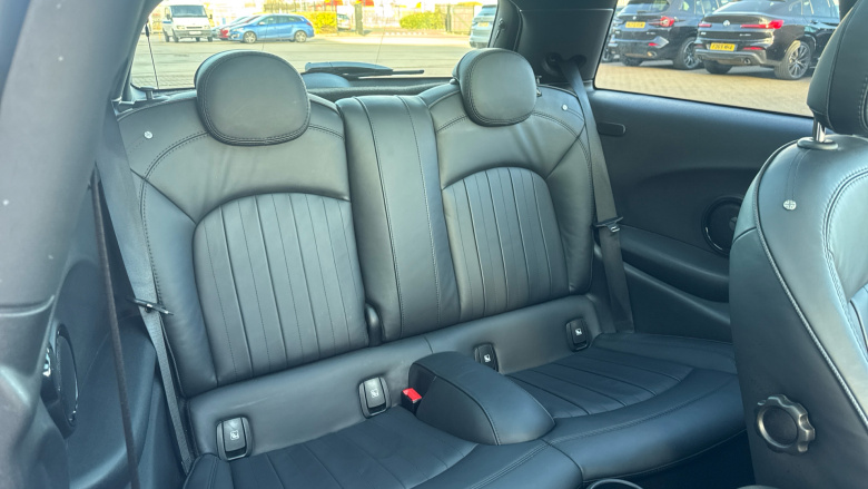 MINI Hatchback 2.0 Cooper S Exclusive Premium Plus 3dr Auto Petrol Hatchback